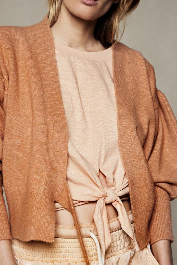 PADDED KNOTTED TEE