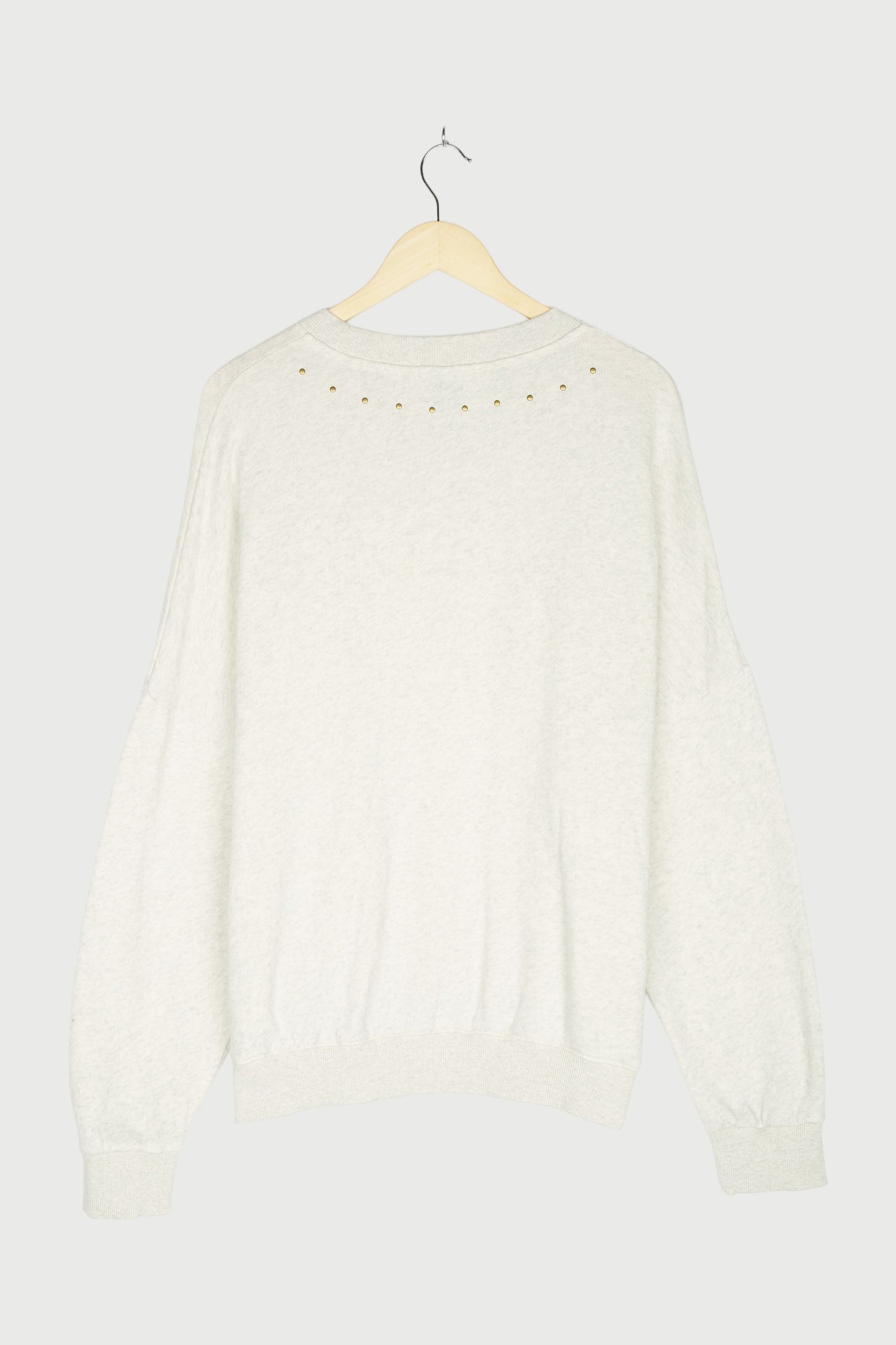 SWEATER STUDS