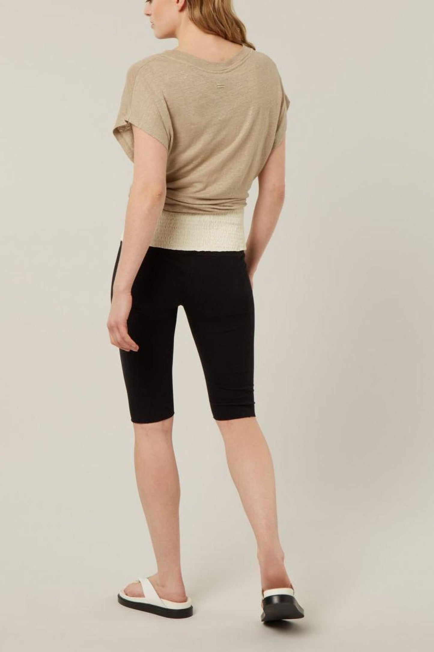 TEE LINEN