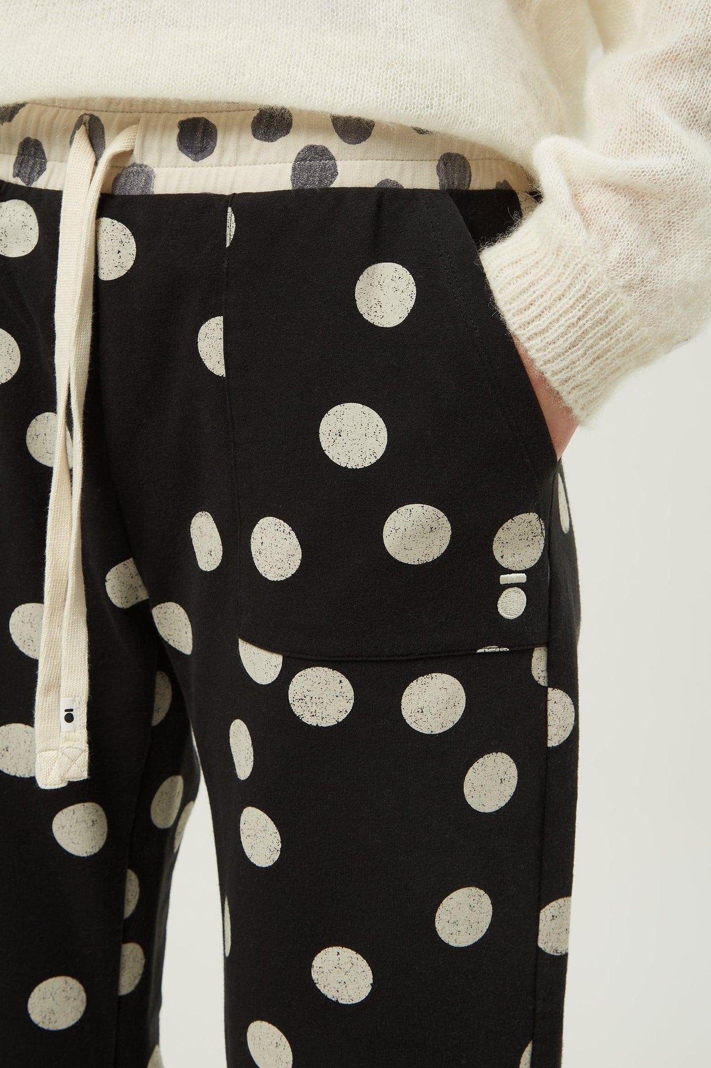 STRAIGHT JOGGER DOT