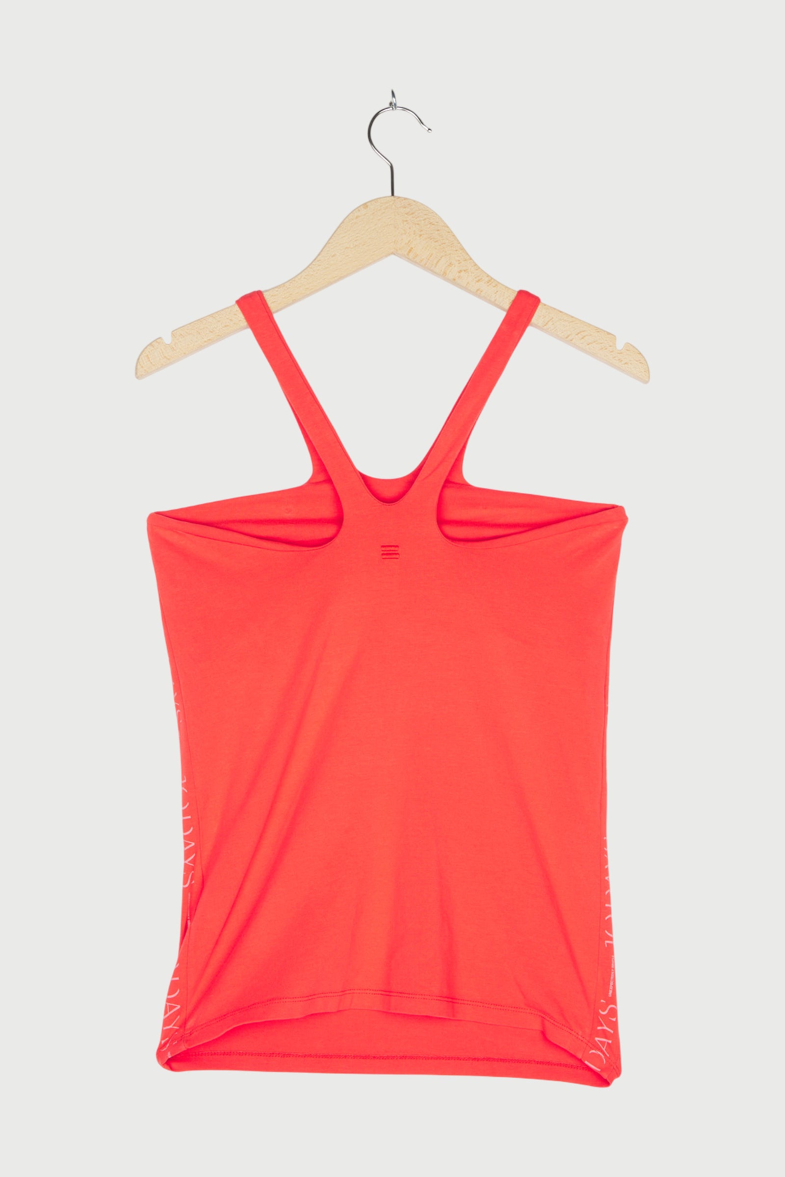 SPORTY WRAPPER