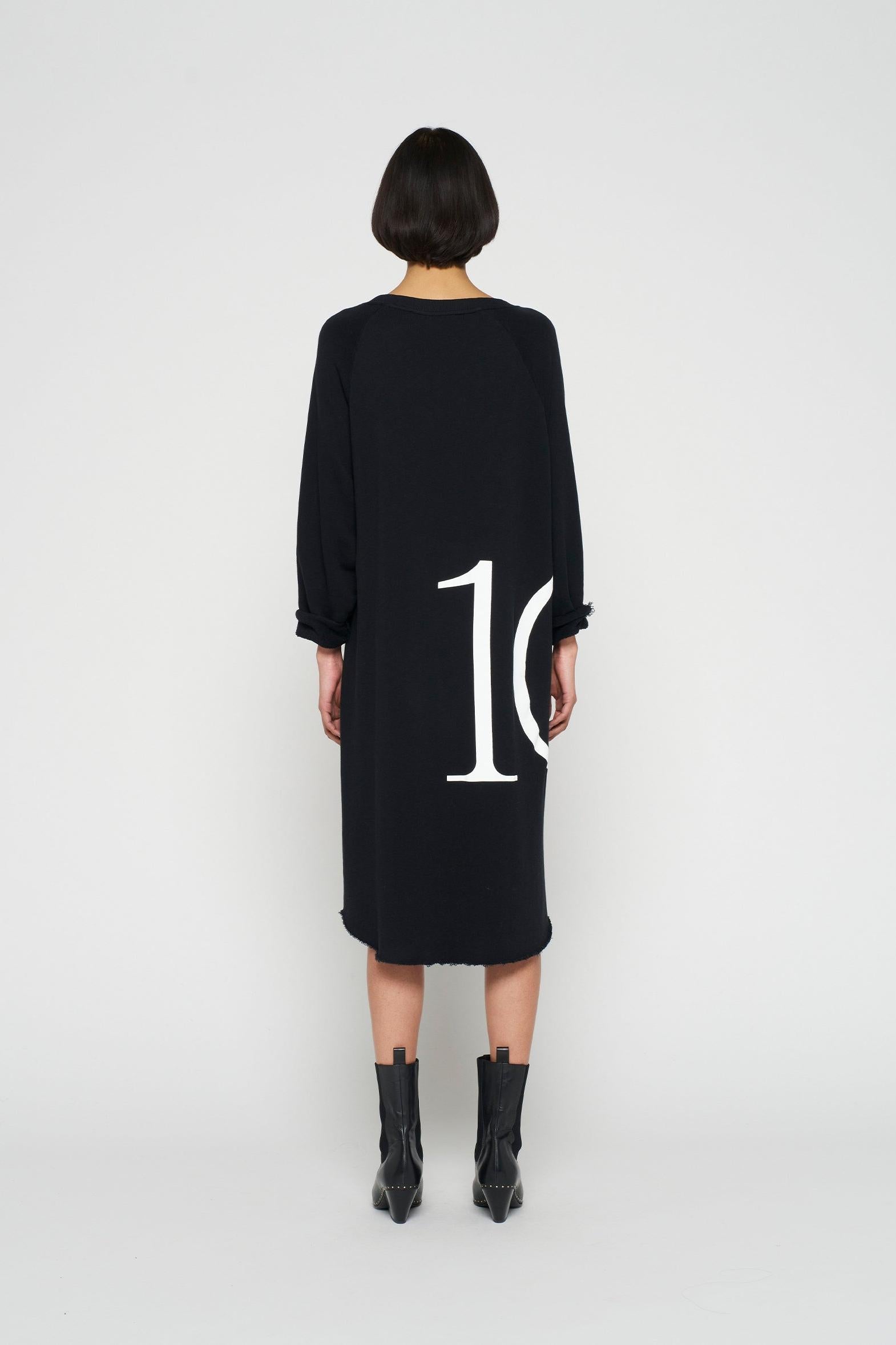 OVERSIZED DRESS 10