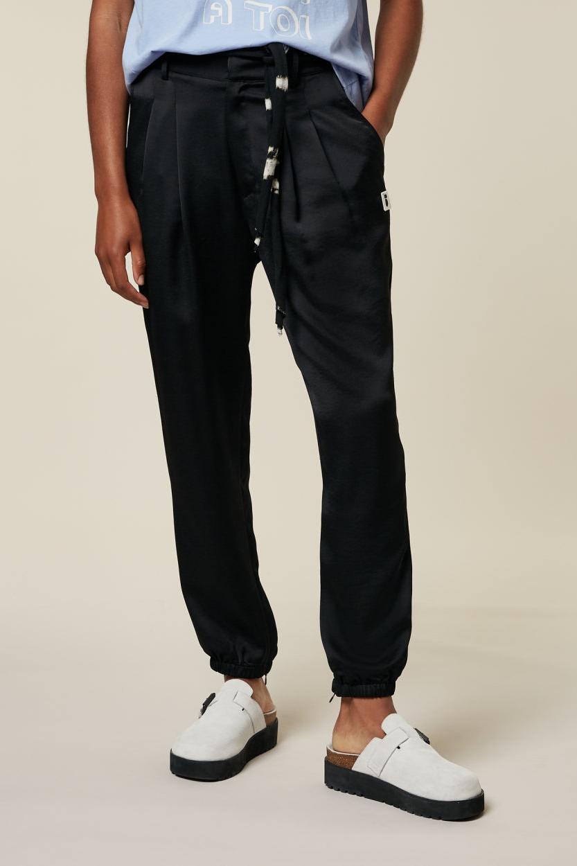 BELTED BELT PANTS