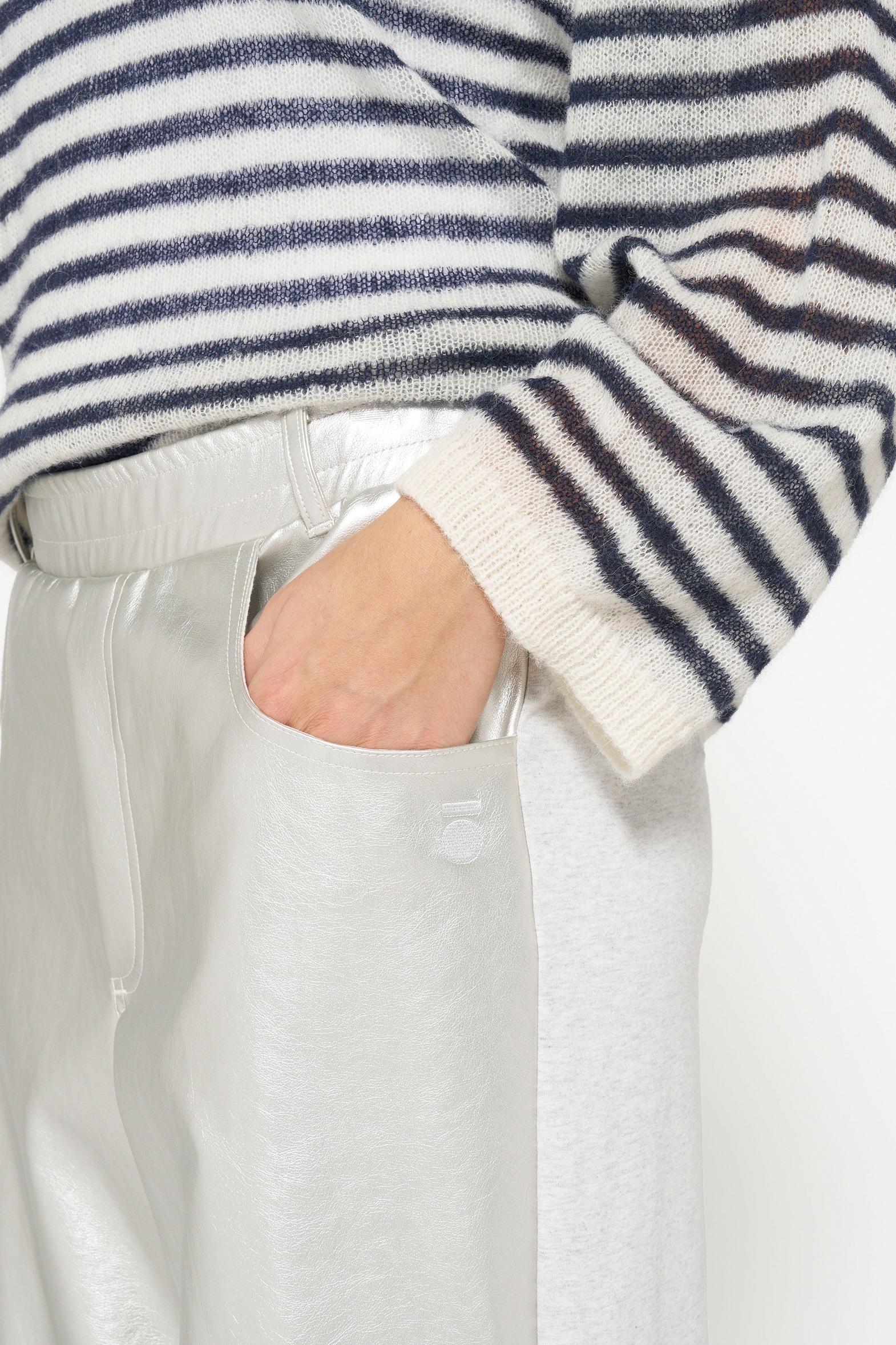 THIN KNIT SWEATER STRIPE