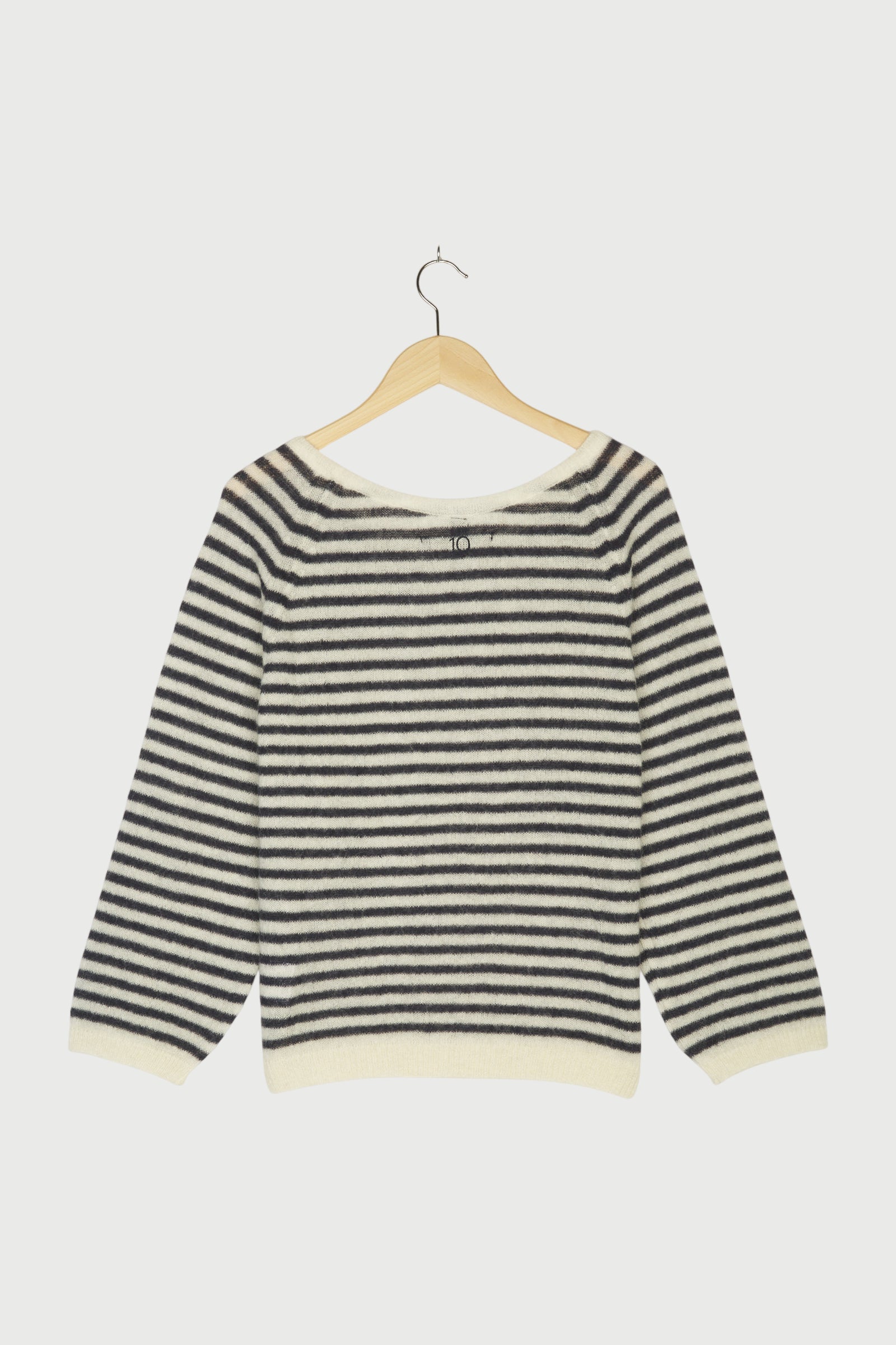THIN KNIT SWEATER STRIPE