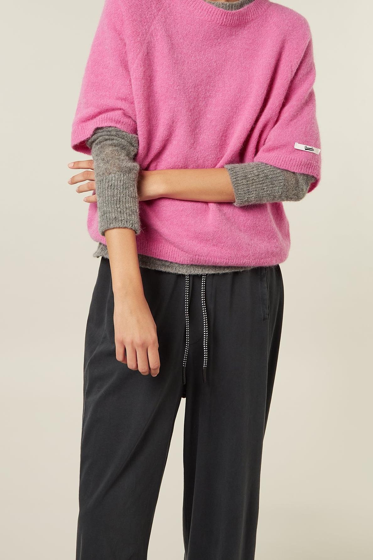 SHORT SLEEVE KNIT SWEATER