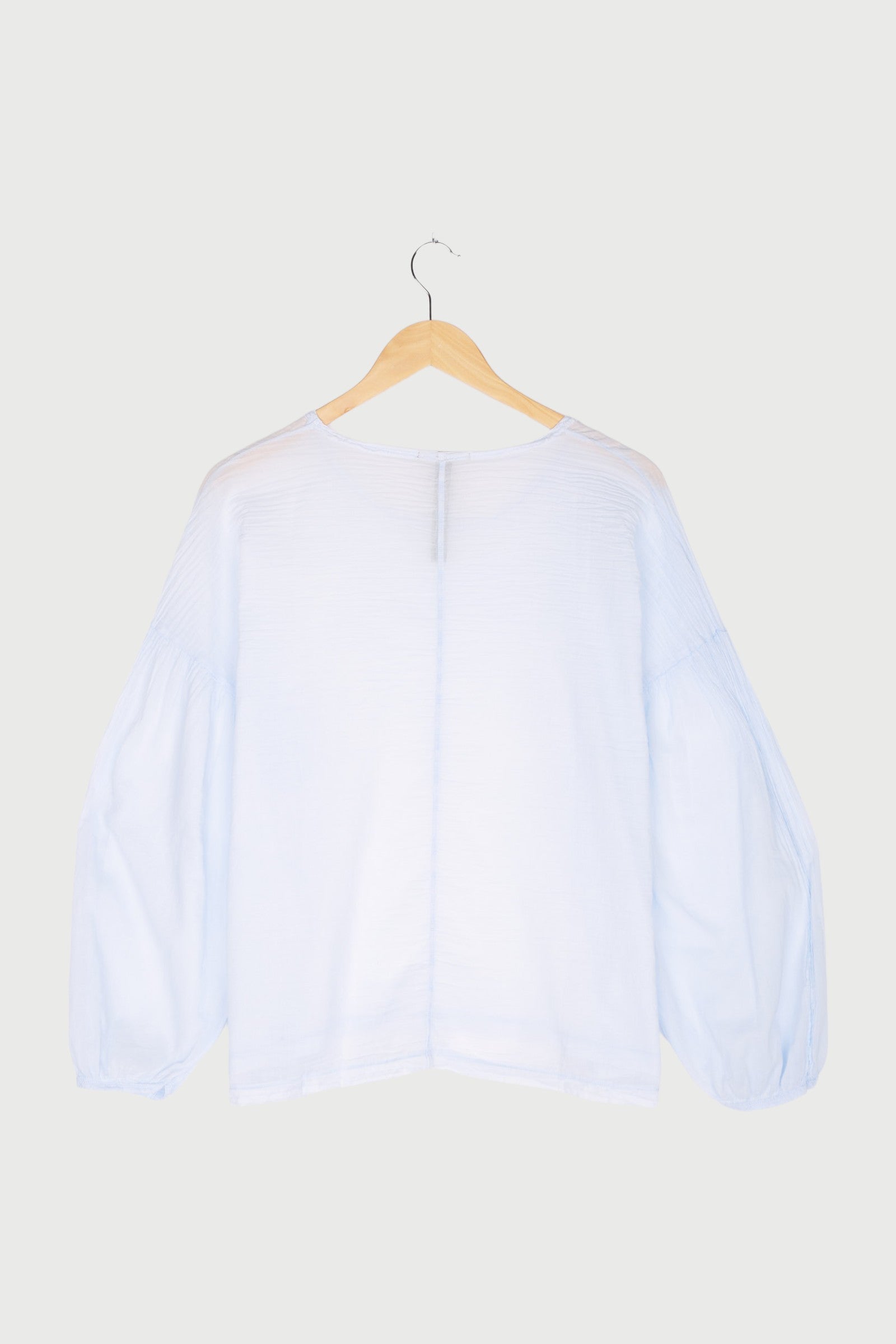balloon sleeve blouse