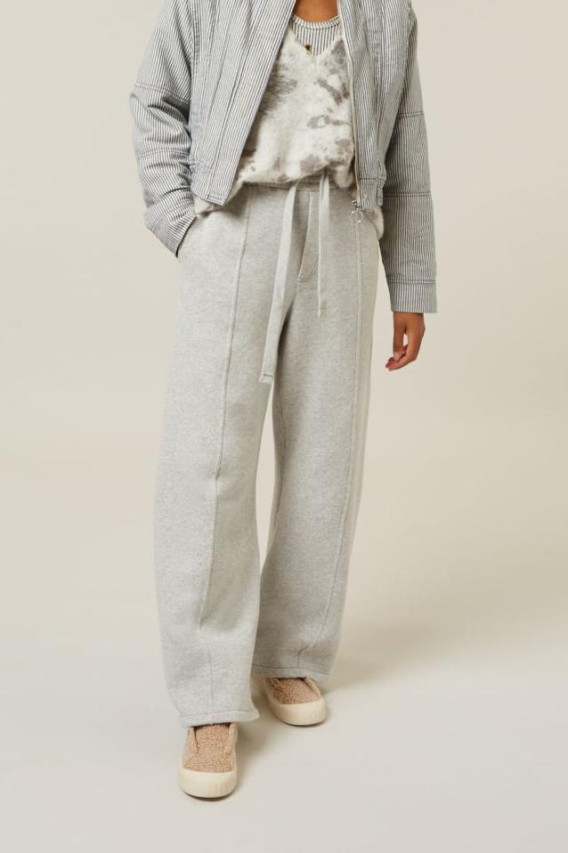LOOSE JOGGER