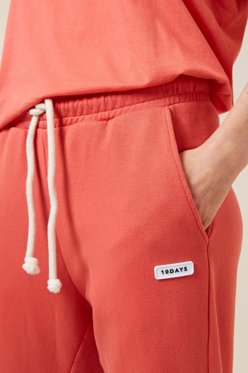 STATEMENT JOGGER