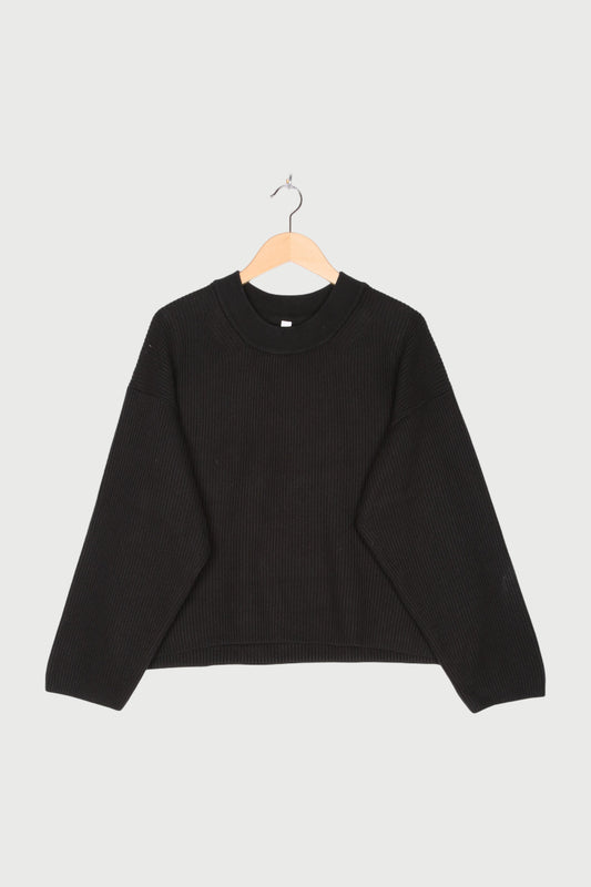 KNIT SWEATER