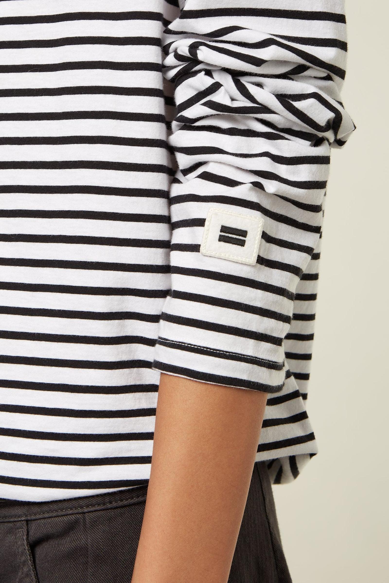 LONGSLEEVE TEE STRIPE