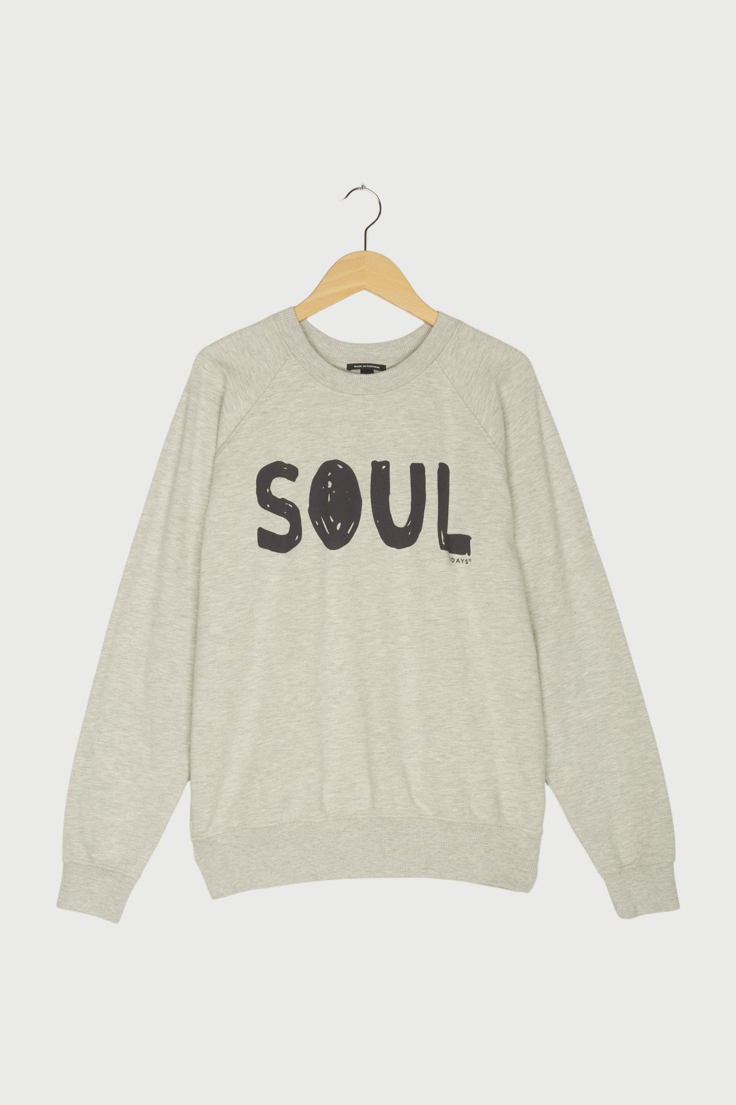 BASIC SWEATER