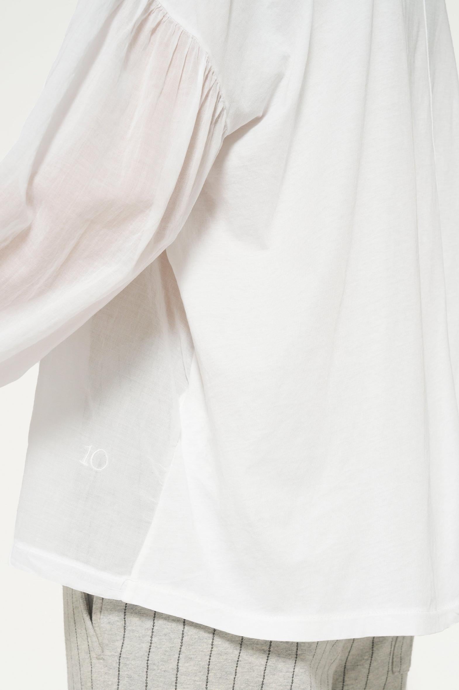BALLOON SLEEVE BLOUSE