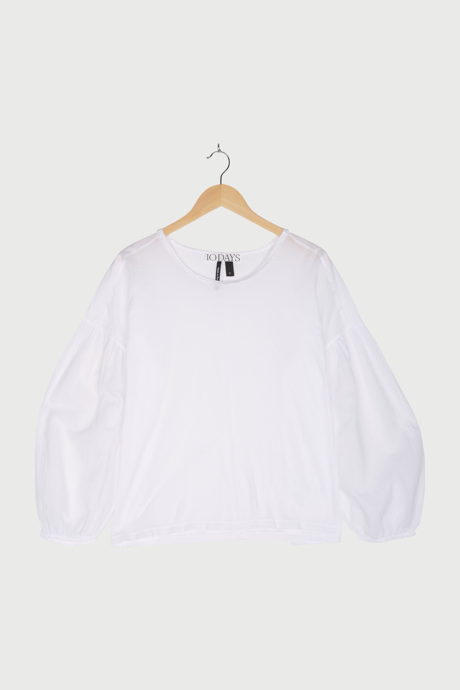 BALLOON SLEEVE BLOUSE