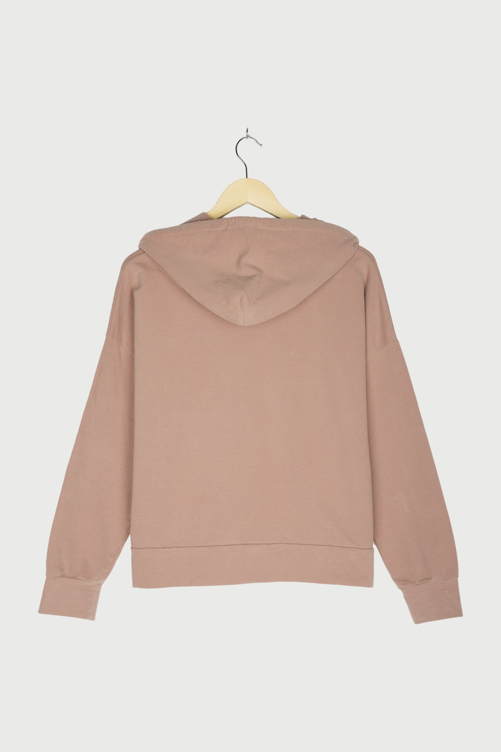 FITTED HOODIE
