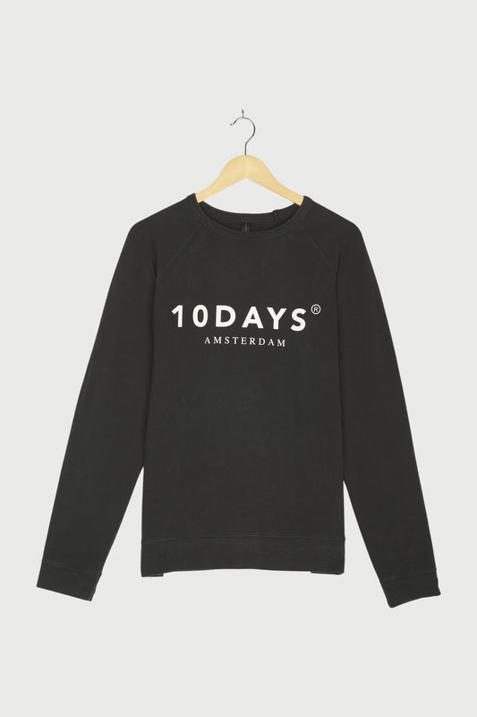 THE CREW NECK SWEATER