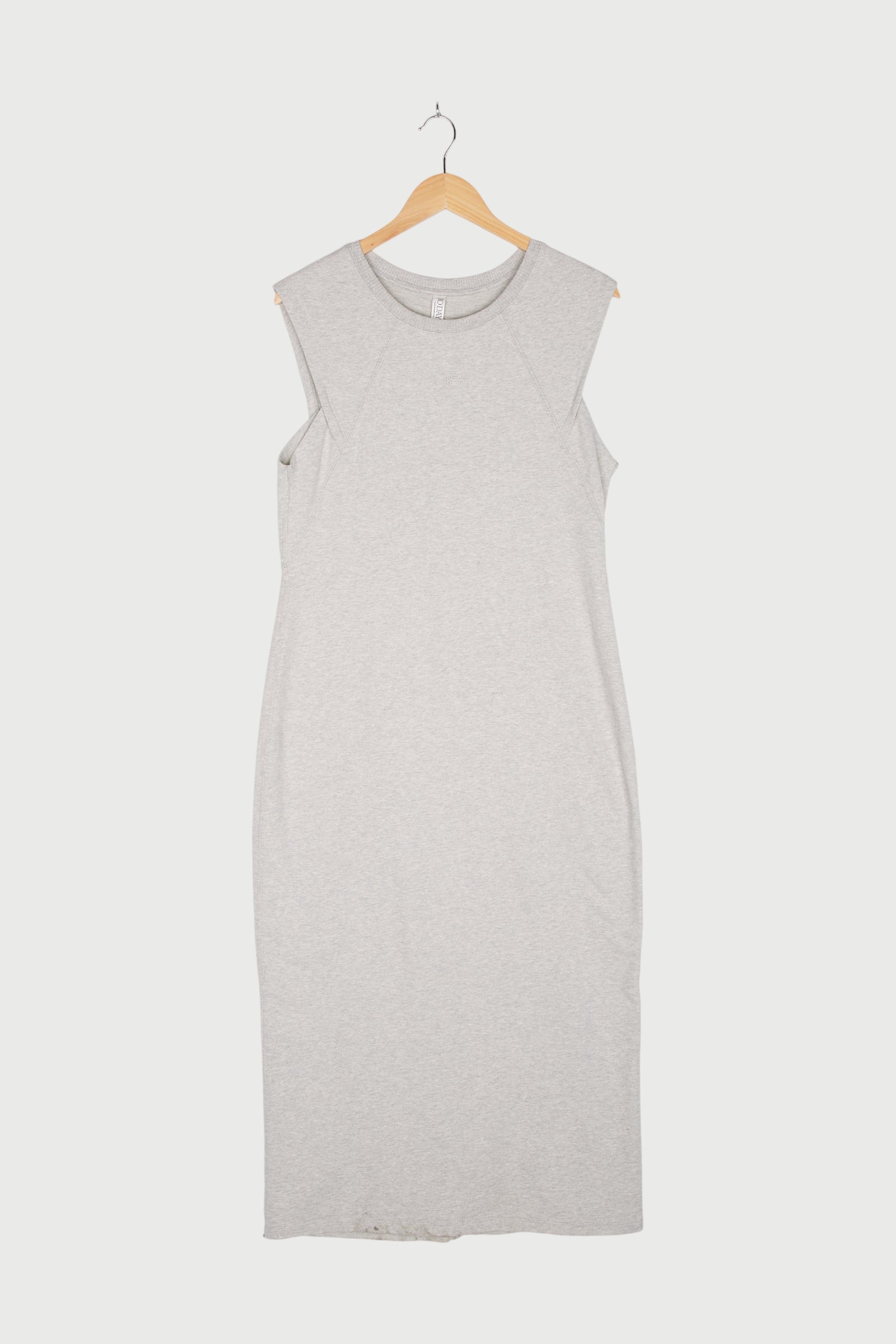 EASY SLEEVELESS DRESS