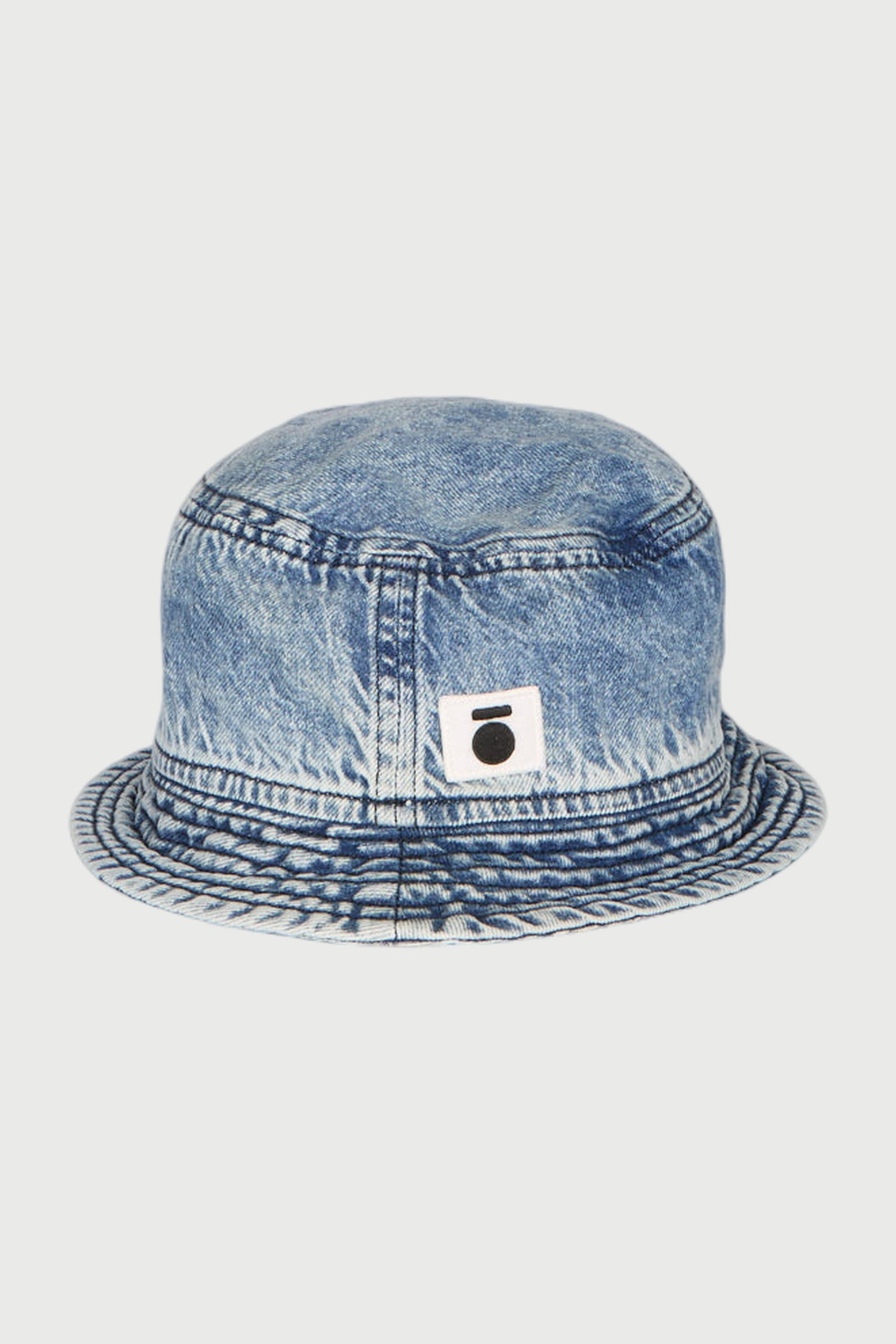 DENIM BUCKET HAT