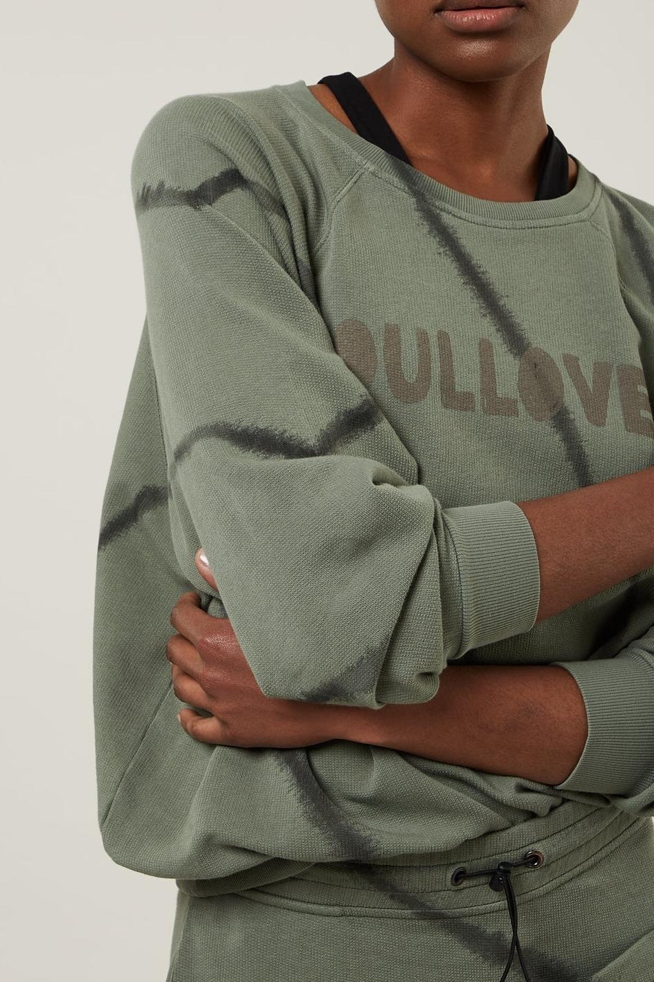 SWEATER SOUL SPRAY DYE