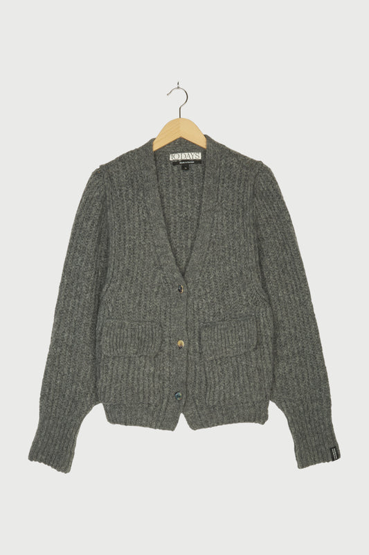 CHUNKY KNIT CARDIGAN