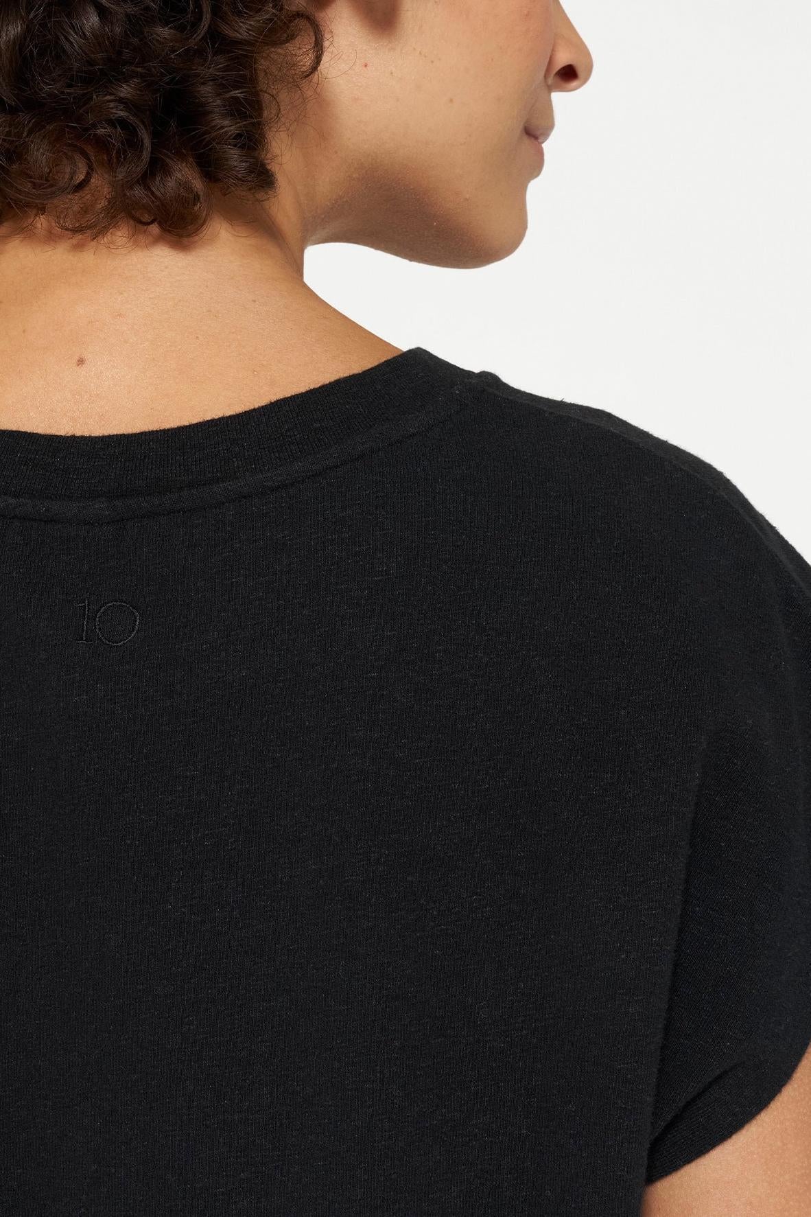 TEE LINEN