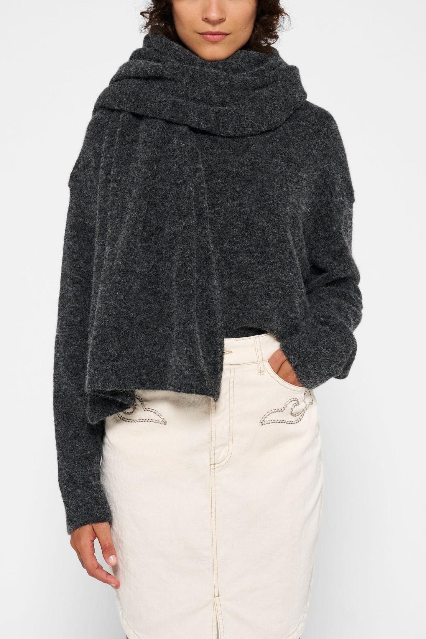 TURTLENECK SWEATER KNIT