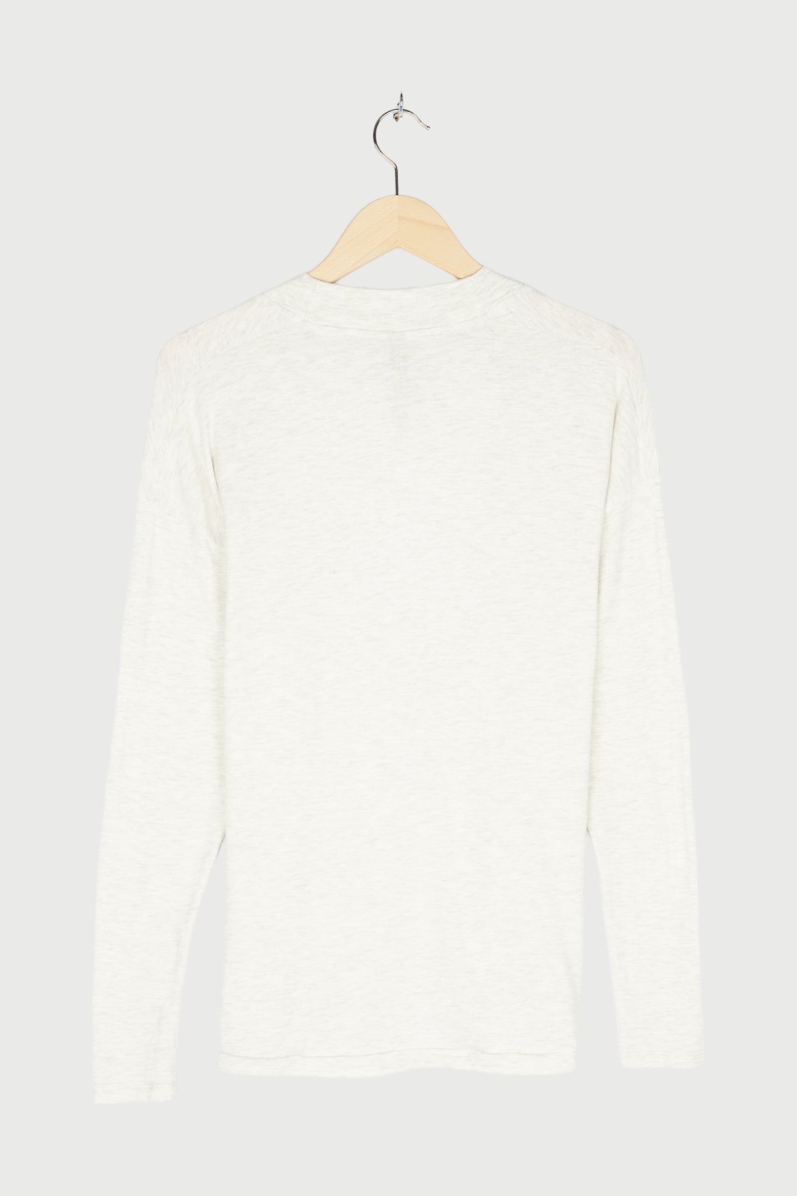 SOFT V-NECK TEE