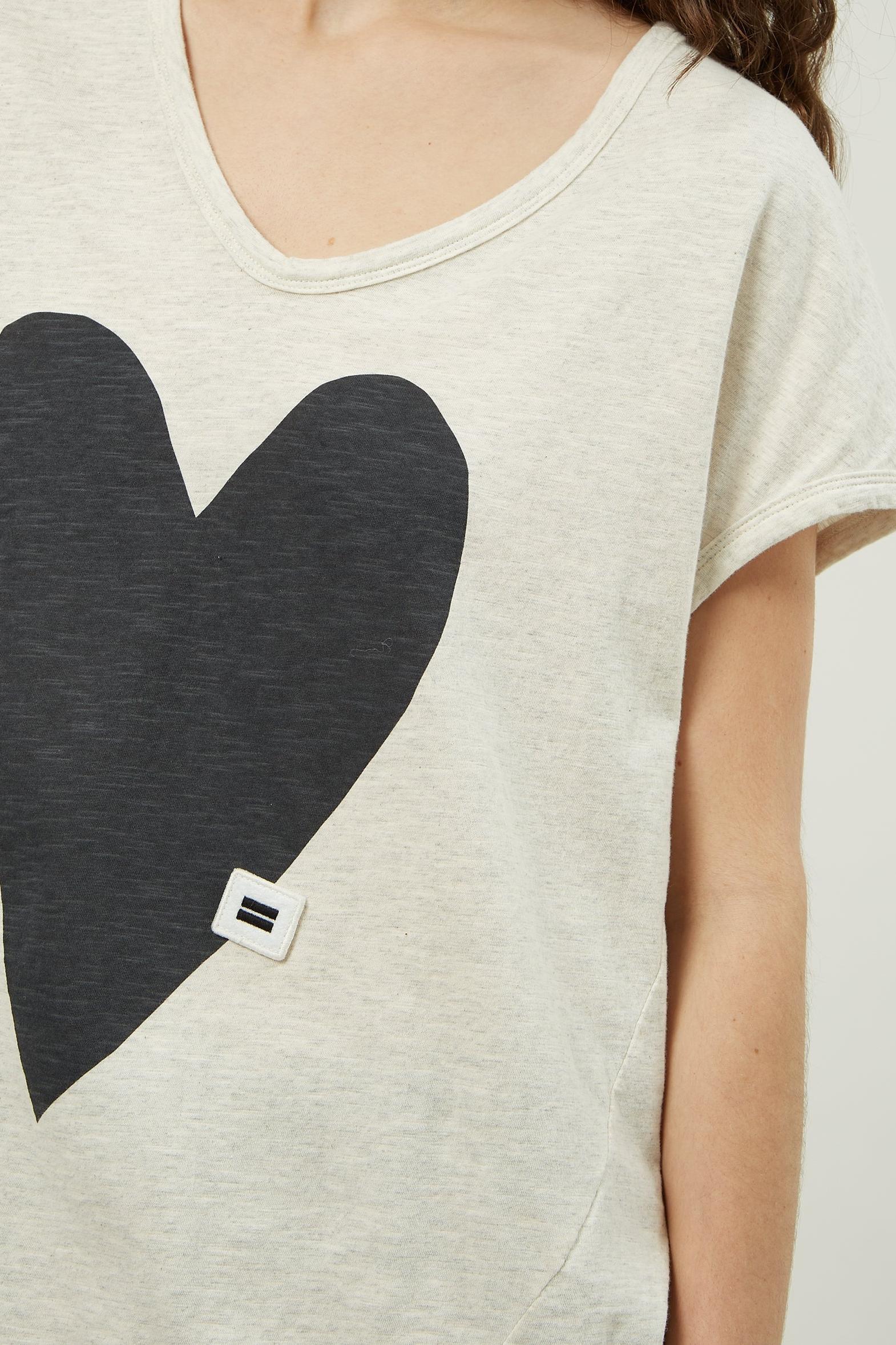 TEE HEART
