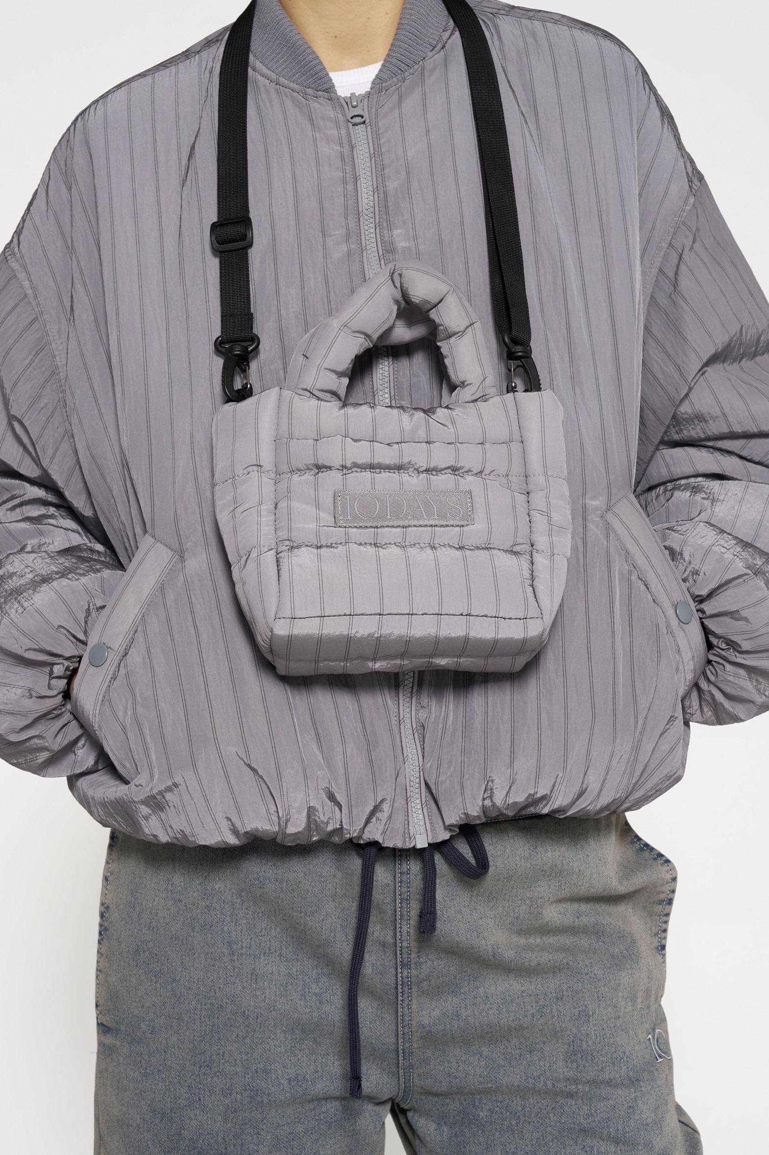 PADDED BAG PINSTRIPE