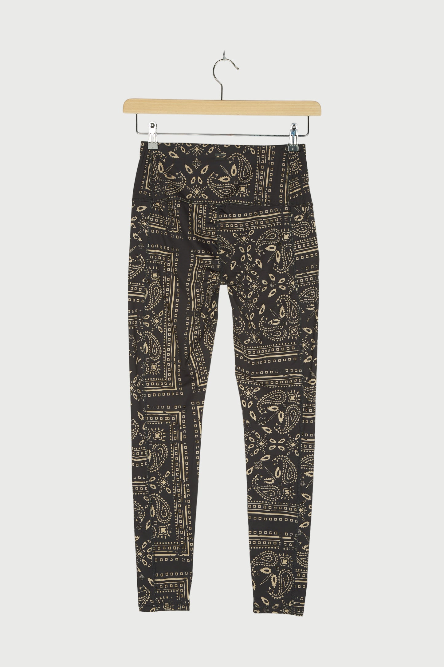 YOGA LEGGINGS PAISLEY