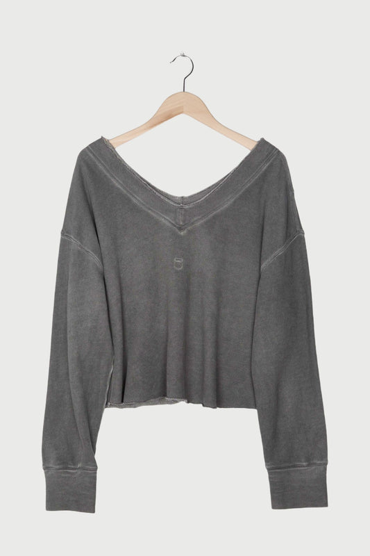 DOUBLE V-NECK SWEAT