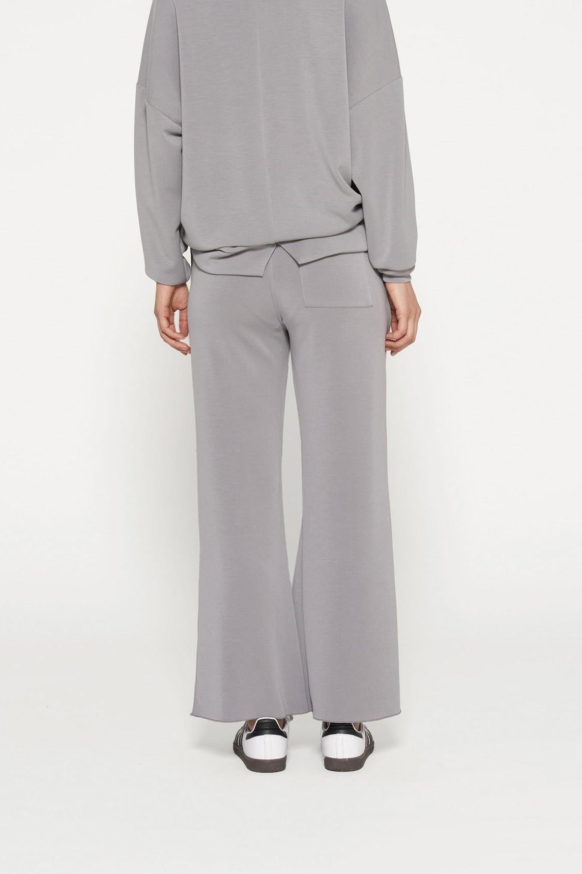 V-NECK SWEATER SCUBA