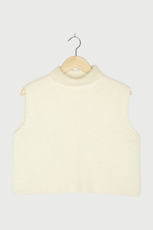 SHORT SOFT KNIT SWEATER