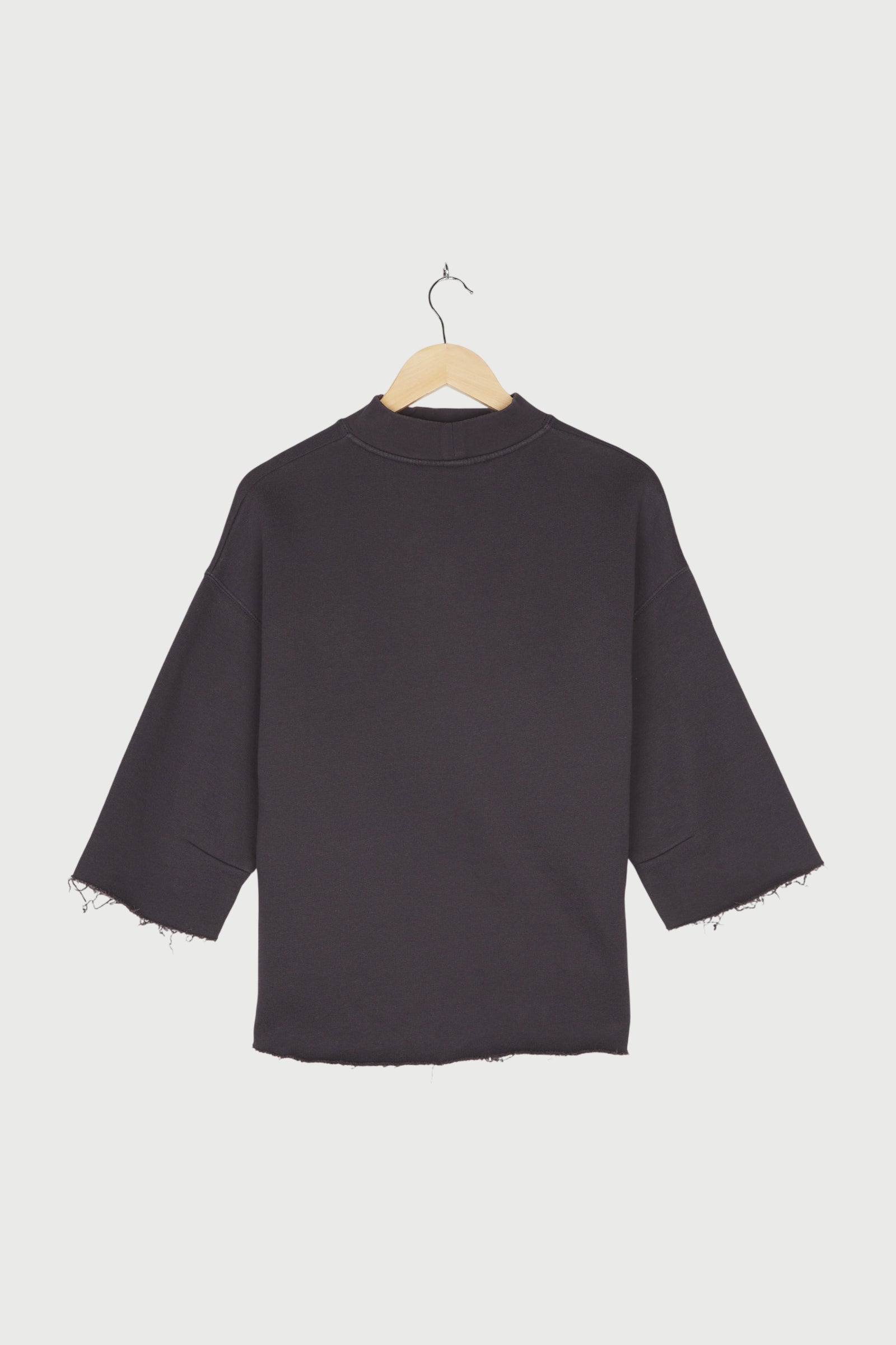 V-NECK COLLAR SWEATER