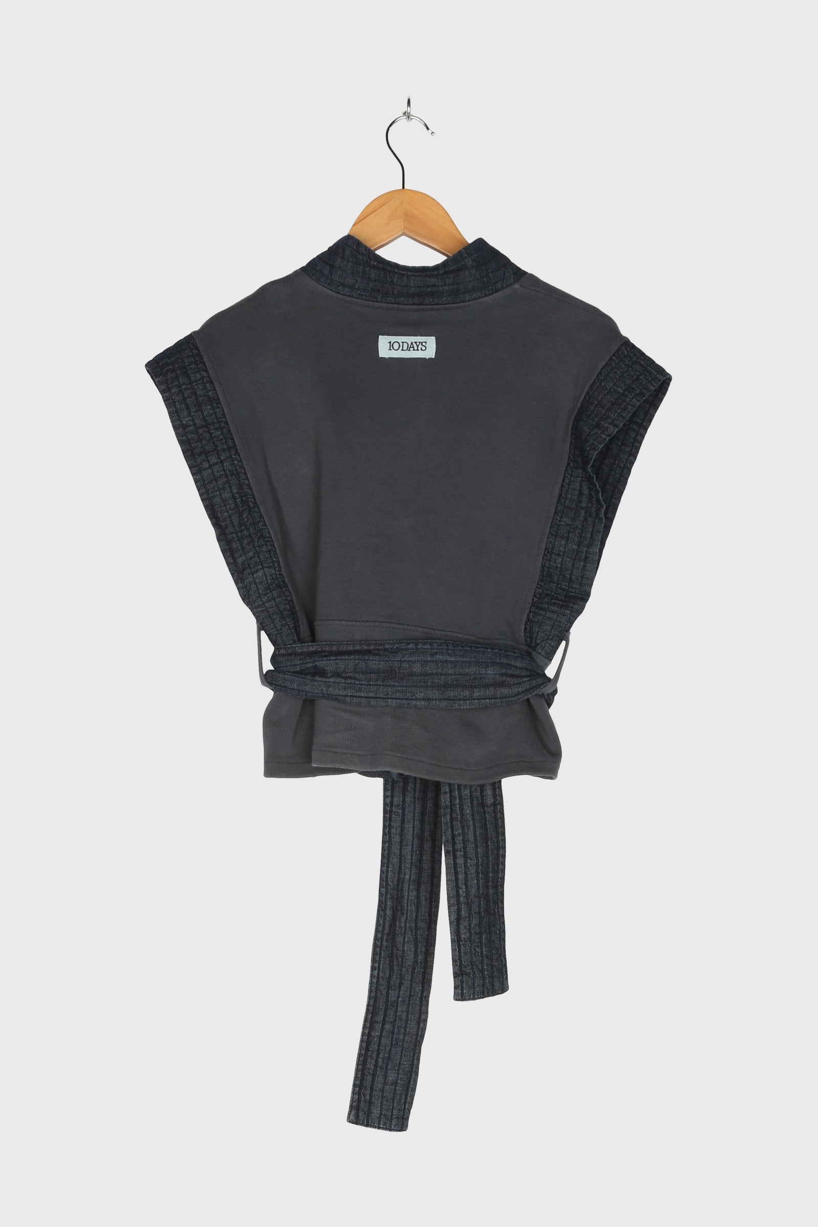 alt1